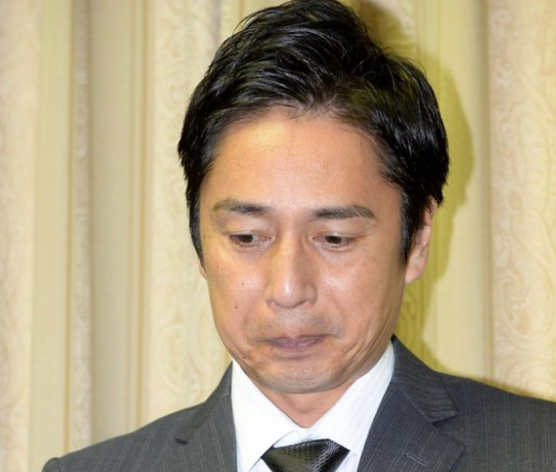 チュートリアル徳井の脱税問題